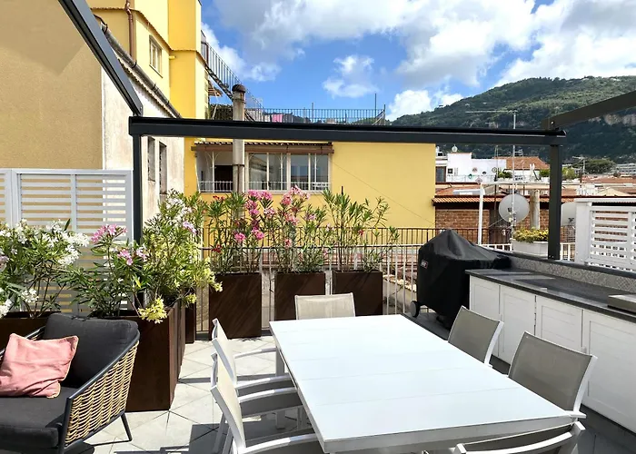 Grata Hospes Sorrento - Boutique House - Rooftop Deck - Bbq